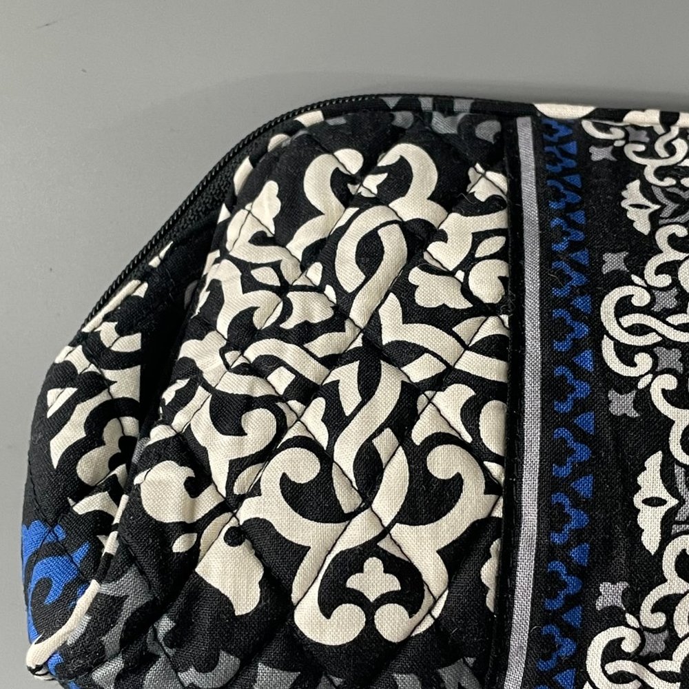 A Bundle Of Two (2) Vera Bradley New Items With T… - image 6